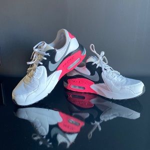 Nike air max women’s 10